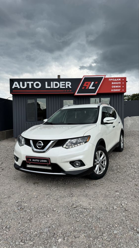 Nissan Rogue Ніссан Рог 2016р. 2.5 газ/бенз, Автомат. Камери 360