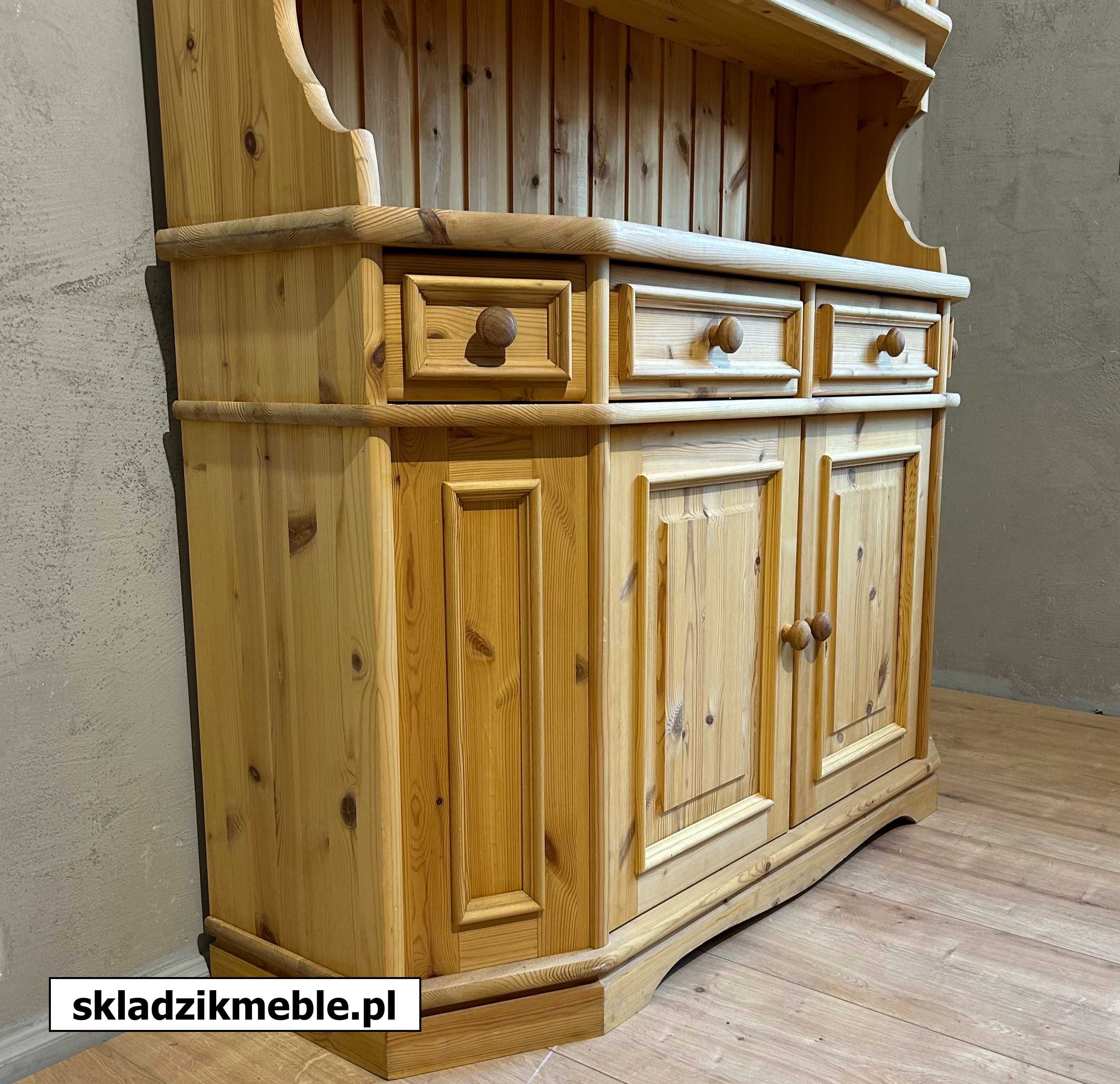 060325 Kredens sosnowy surowy ze ściętymi bokami