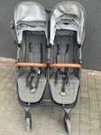 Spacerówka bliźniacza Valco Baby Snap duo Trend
