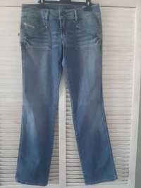 Spodnie jeansowe Diesel L