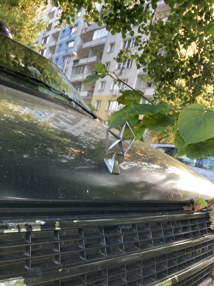 Wyjątkowy stojący znaczek Chrysler