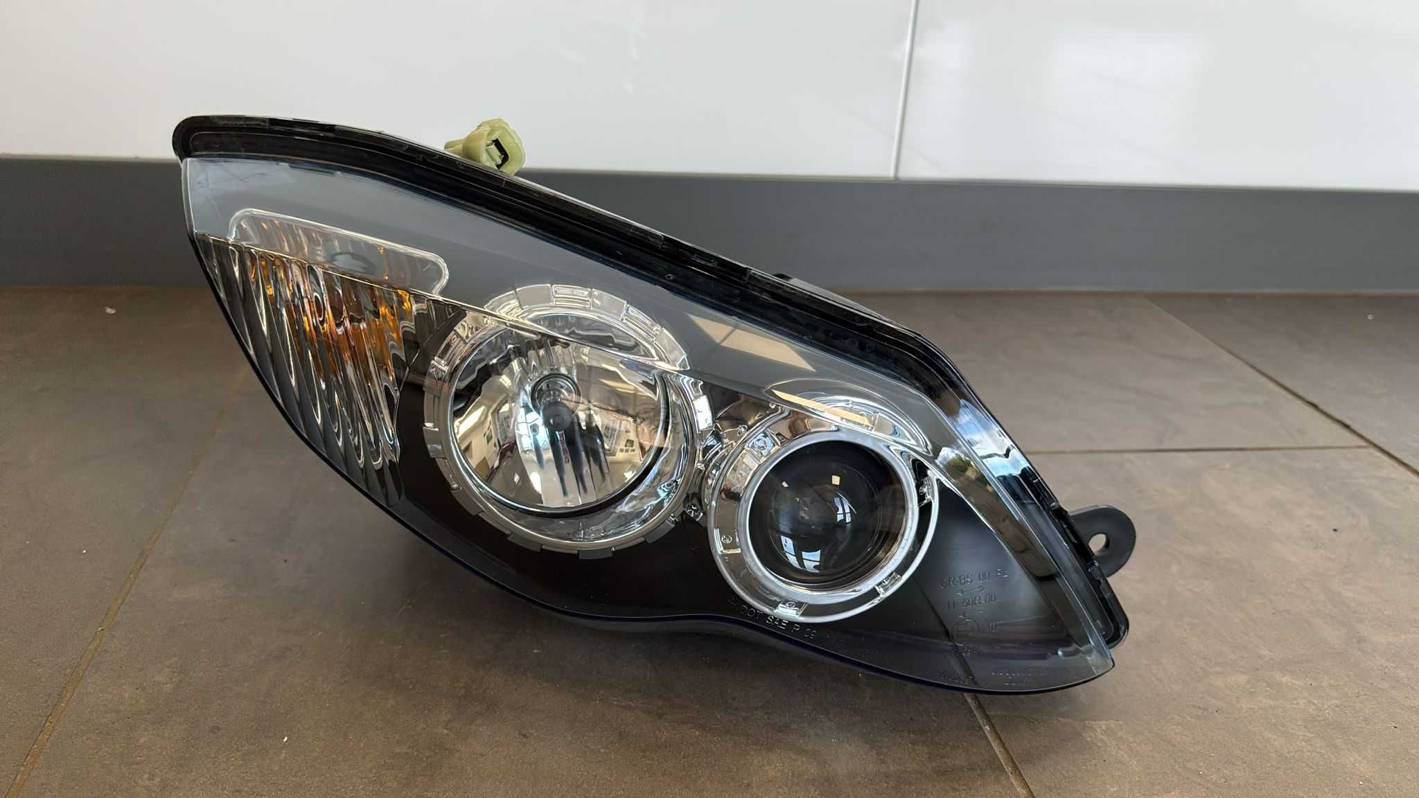 Lampa Reflektor Prawy Kymco Maxxer 400. 450 [691]