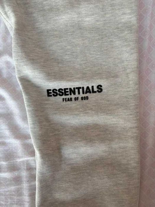 Fear of God Essentials Spodnie sportowe unisex M