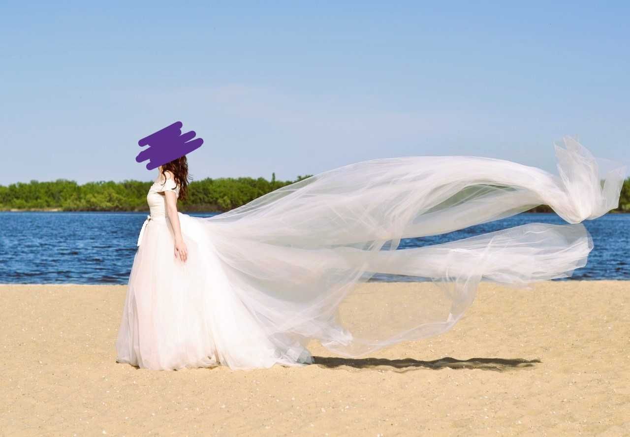 Сукня весільна, для фотосессій, пишна, унікальна