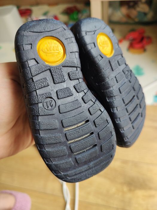 Buty sandały granatowe na rzepy rozmiar 21