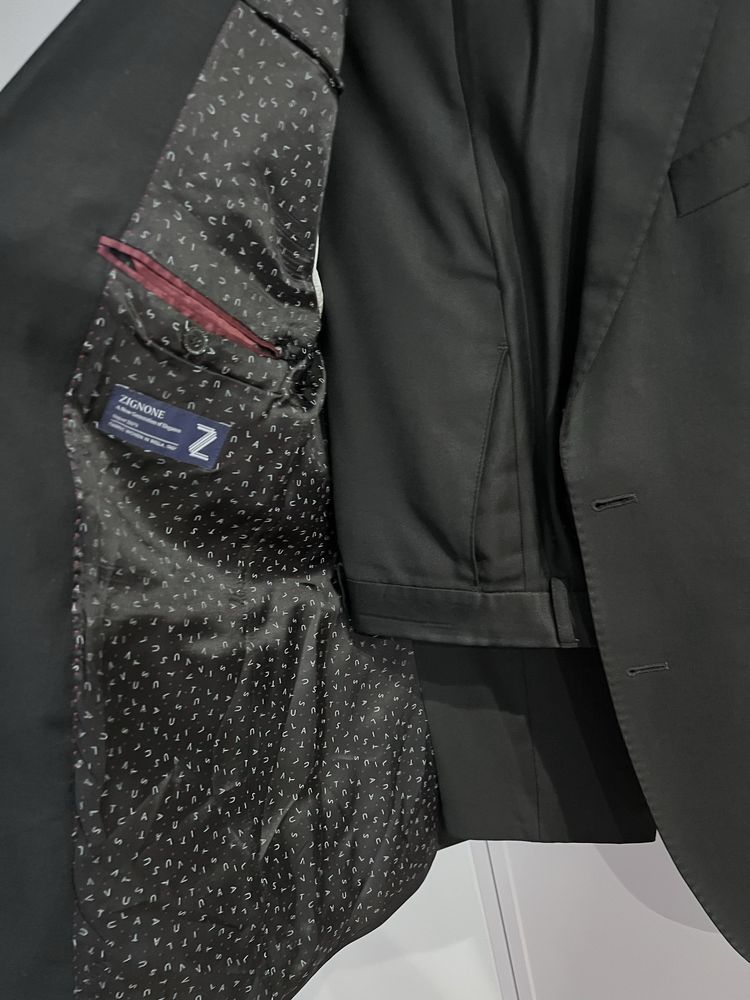 Garnitur Vistula - Czarny, Używany lekko, Slim Fit - Rozmiar 52 L