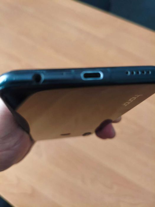 Honor 8x 4/128 Black НОВА батарея(орігінал)