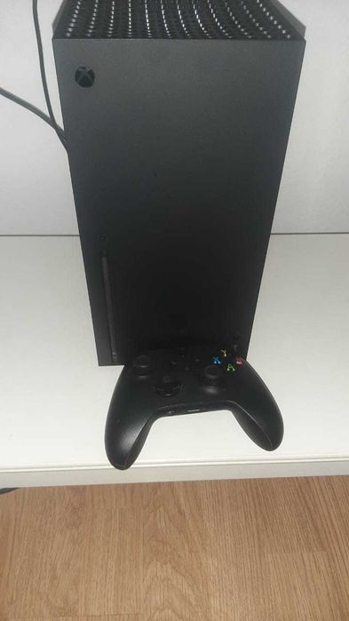 Vendo Xbox série X em excelente estado