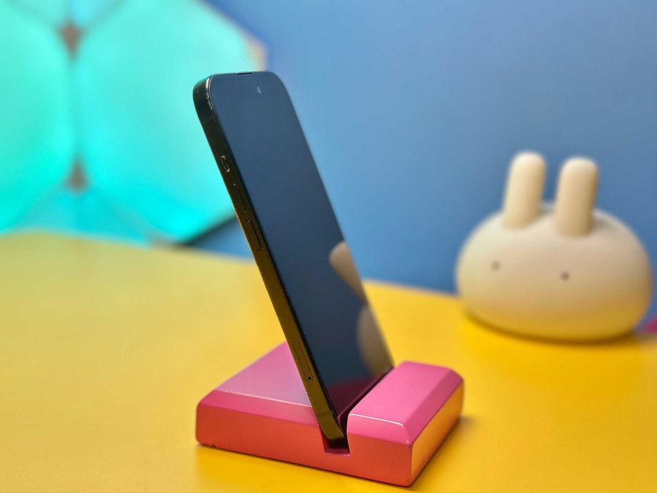 Смартфон Apple iPhone 15 256GB Black (149730) Б/У З ГАРАНТІЄЮ