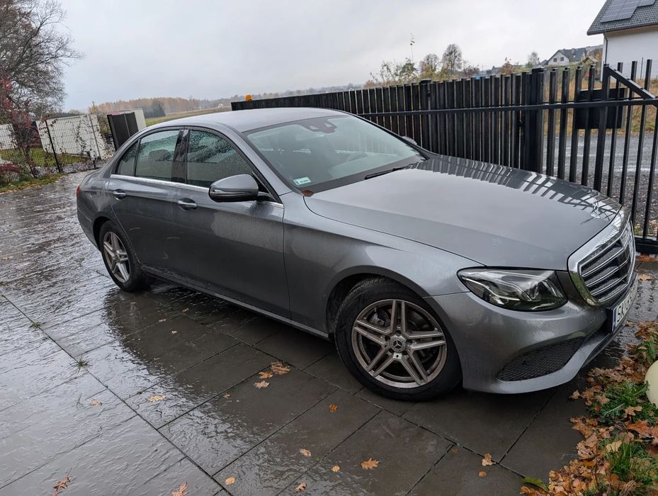 Mercedes-Benz Klasa E Mercedes-Benz E220d – Klasa, komfort i perfekcja w każdym detalu