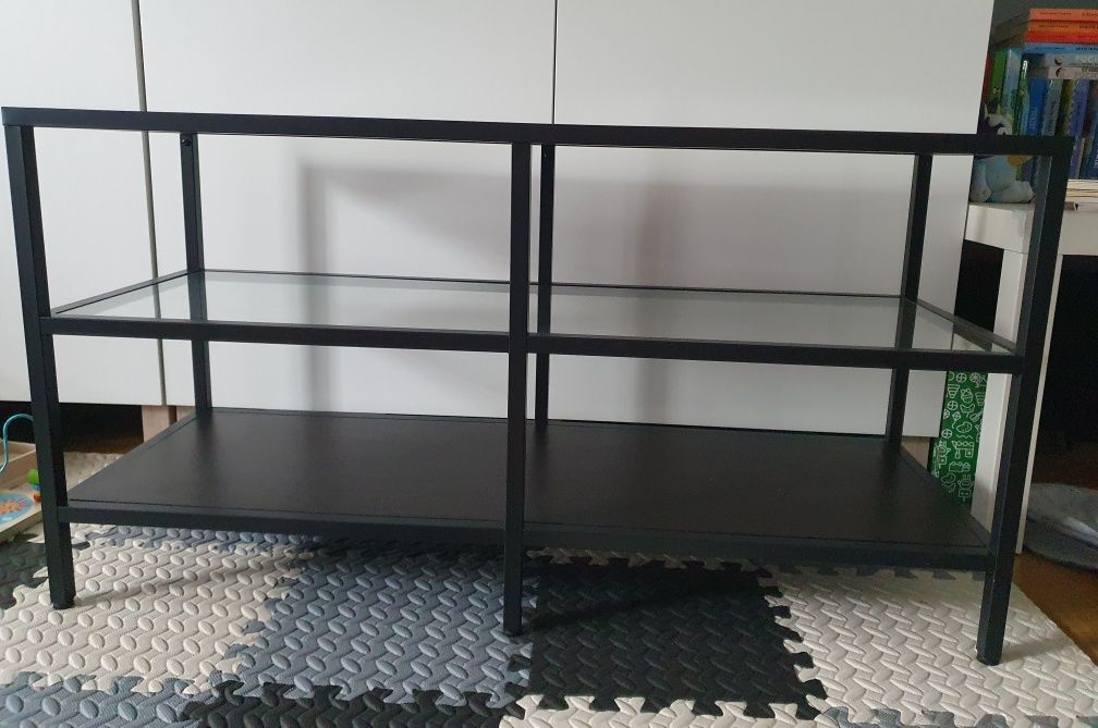 Stolik szafka metalowa RTV Vittsjo IKEA czarny szklana półka