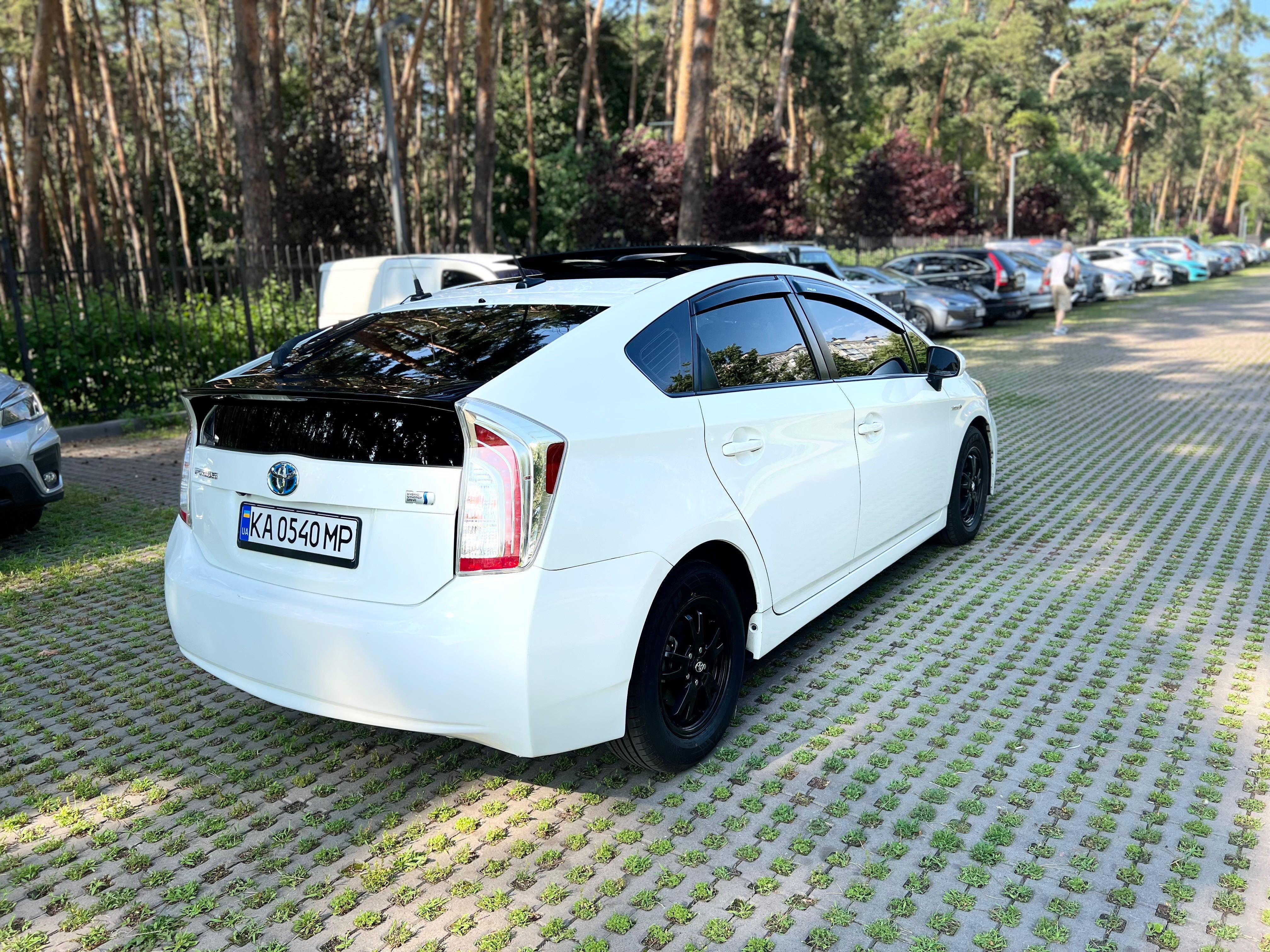 Toyota Prius 2014