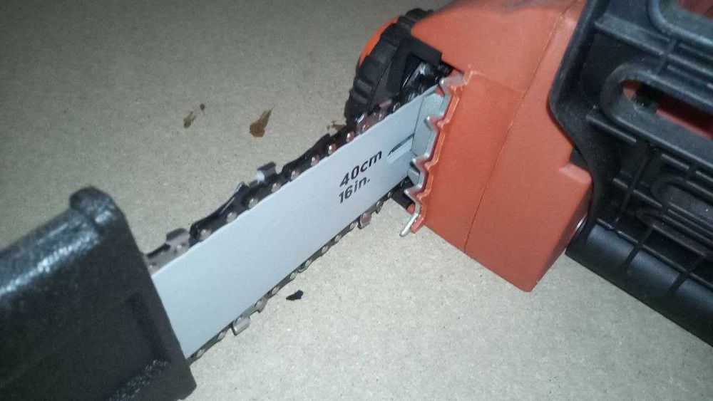 Motoserra eléctrica novo