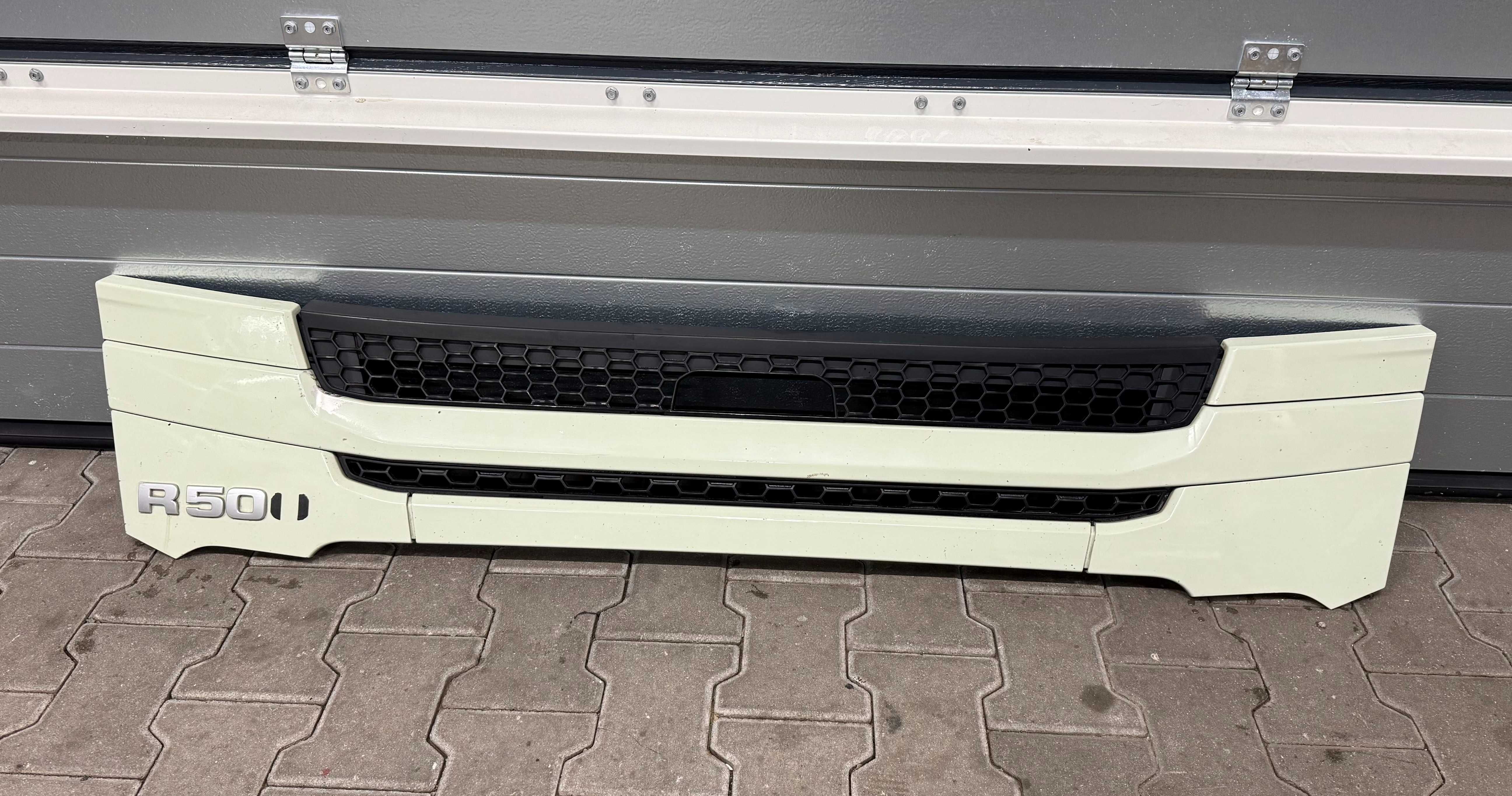 maska atrapa ławka SCANIA