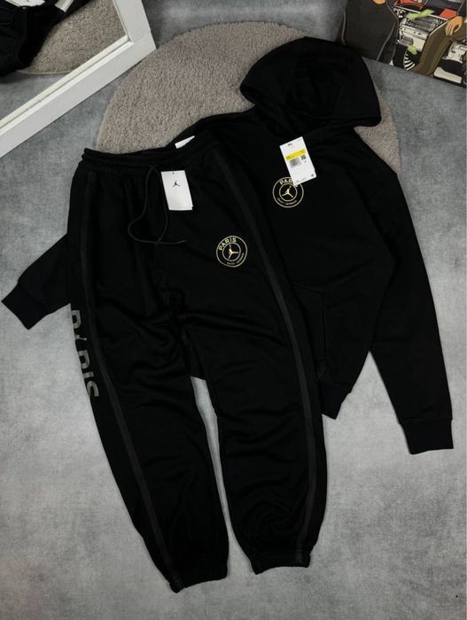 Костюм  Jordan Paris