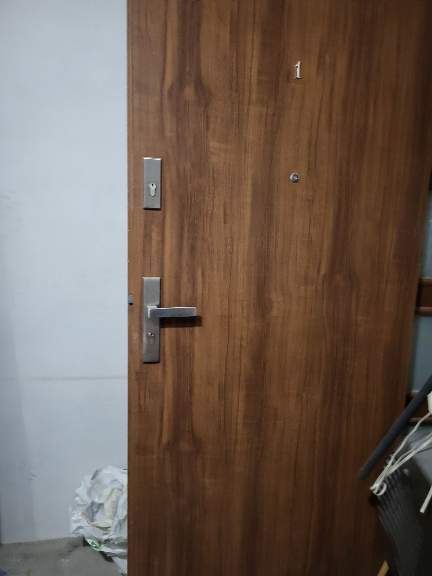 Dzwi wejściowe i wewnętrzne