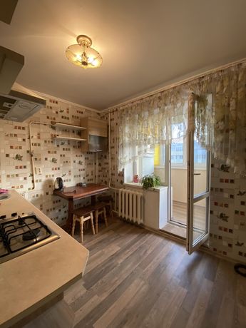 Продам 1ком квартиру в кирпичном доме на Сахарова/Высоцкого
