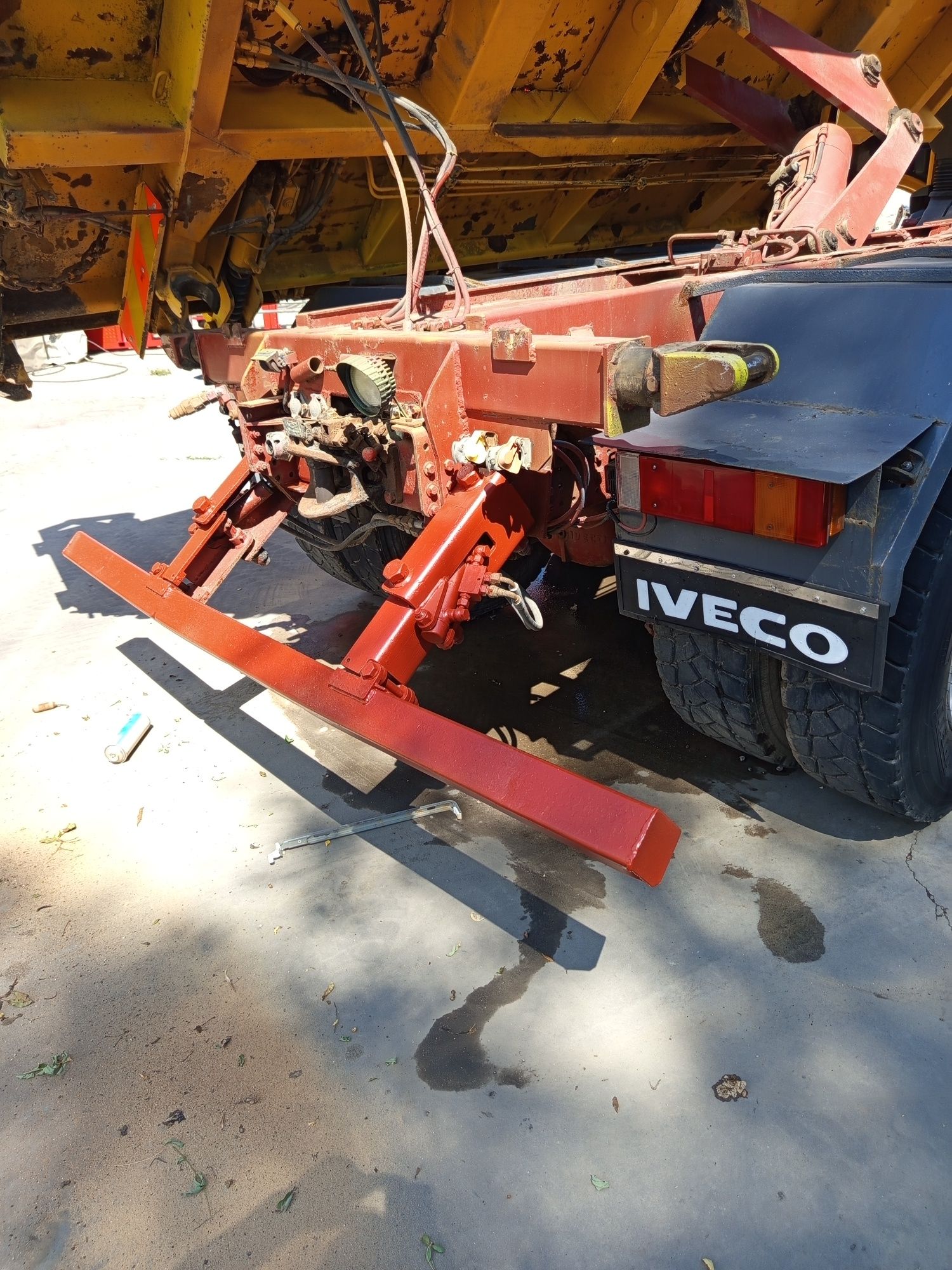 Iveco cursor trucker trakker tracker wywrotka 3 ośka