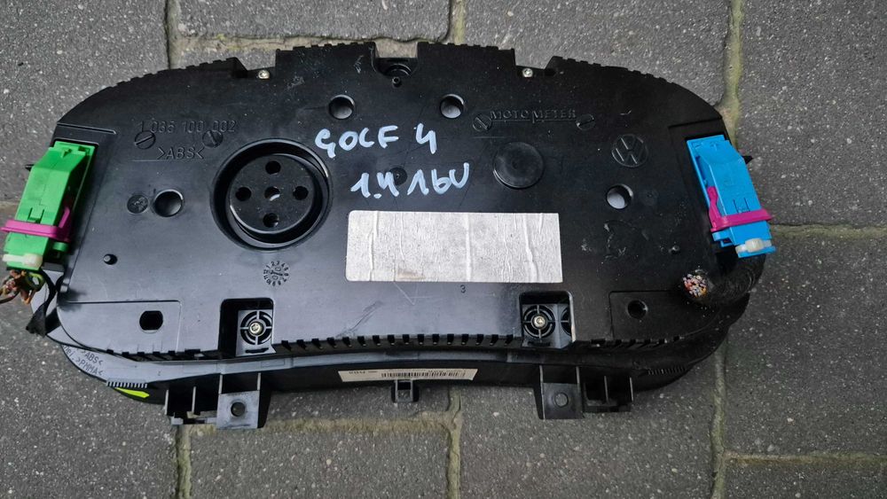 Licznik zegary prędkościomierz VW Golf IV 1,4 16V 1J0920,826