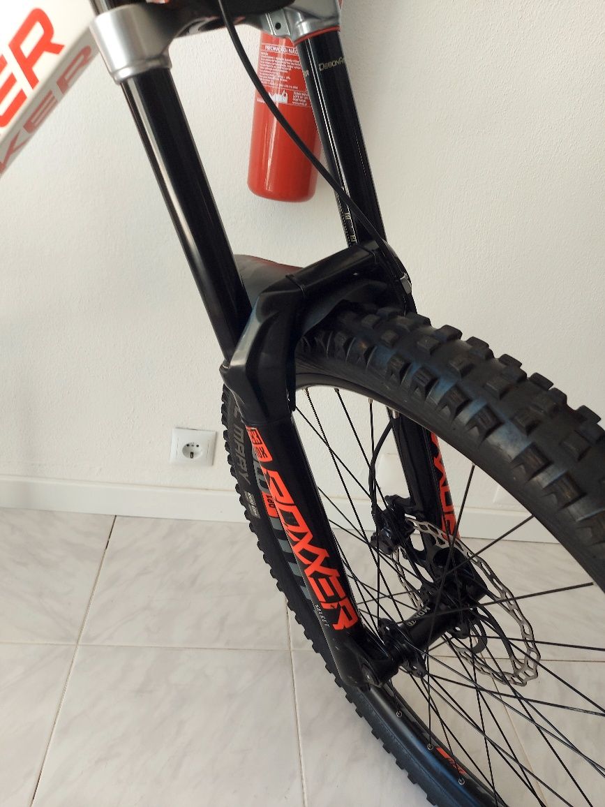 Mondraker summum 2020 downhill