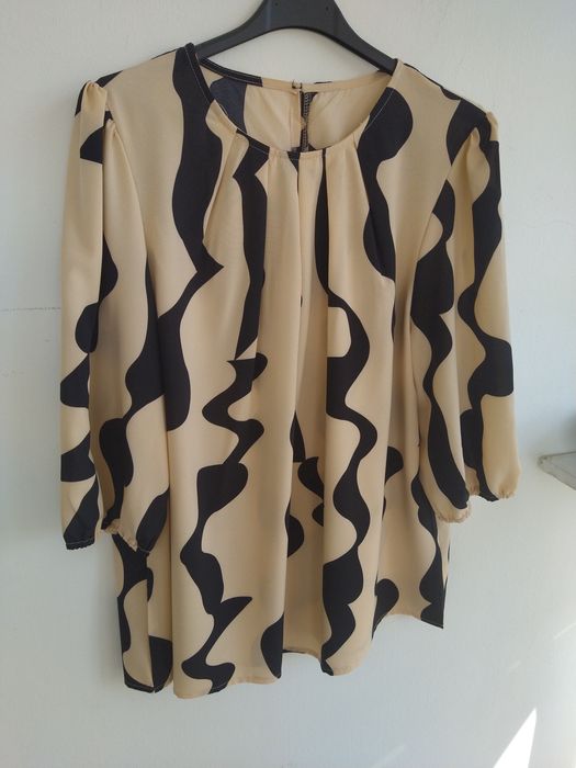 Blusa creme drapeada, elegante e fluida - Tamanho XXL - Nova!