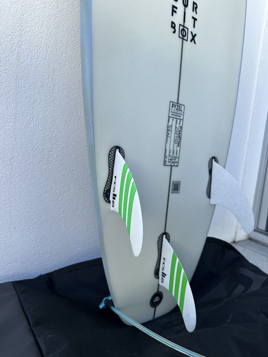 surfboard Pyzel Phantom 5’8 27.30L
