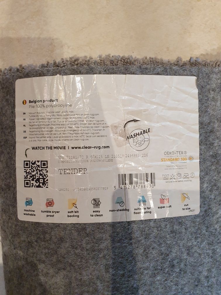 Tapete cinza escuro 60x115