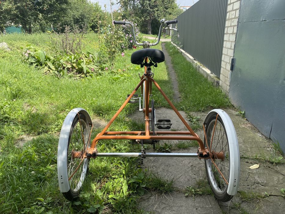 Триколісний велосипед