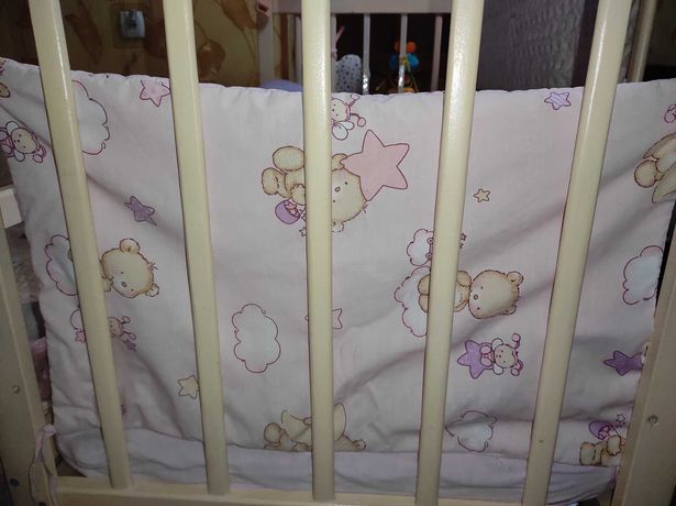 Бортики тоненькі в дитяче ліжечко
Бортики в кроватку
