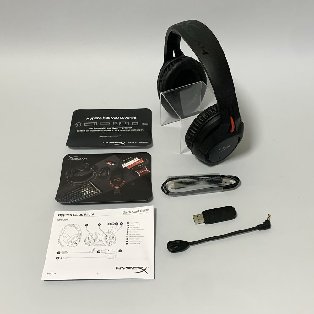 Геймерские беспроводные наушники HyperX Cloud Flight Wireless