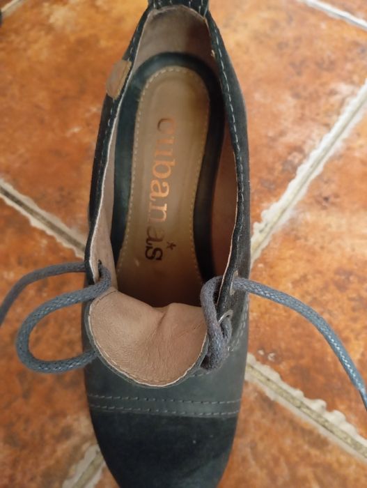 Cubanas Novas em Pele