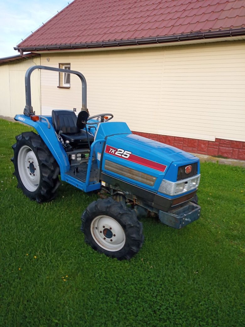 Yanmar FX235 4x4 traktorek Wspomaganie Orginal cena Brutto FVAT Kubota