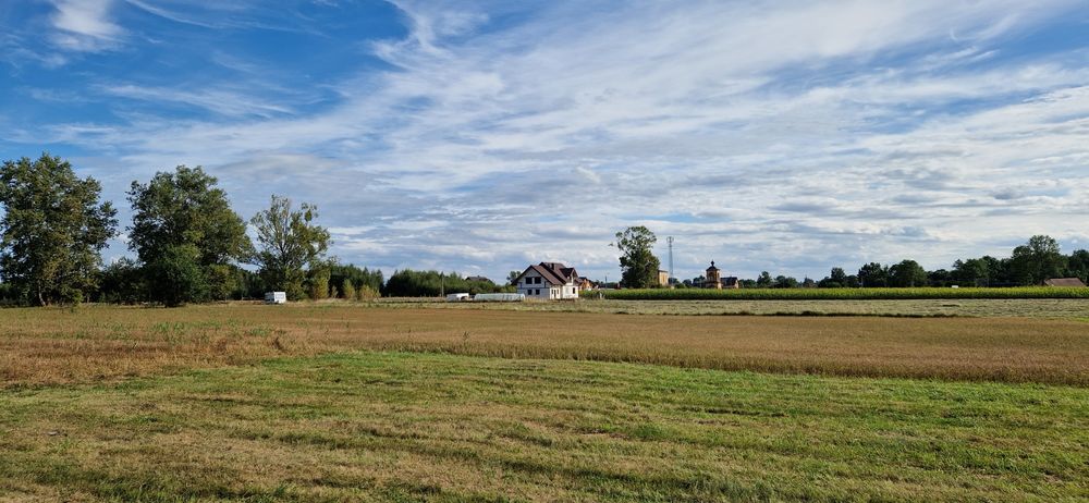 Sprzedam Działkę 1709m2 w Zwierkach