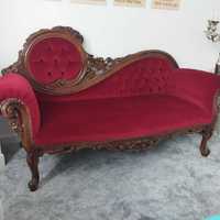 Sofa w stylu Chesterfield