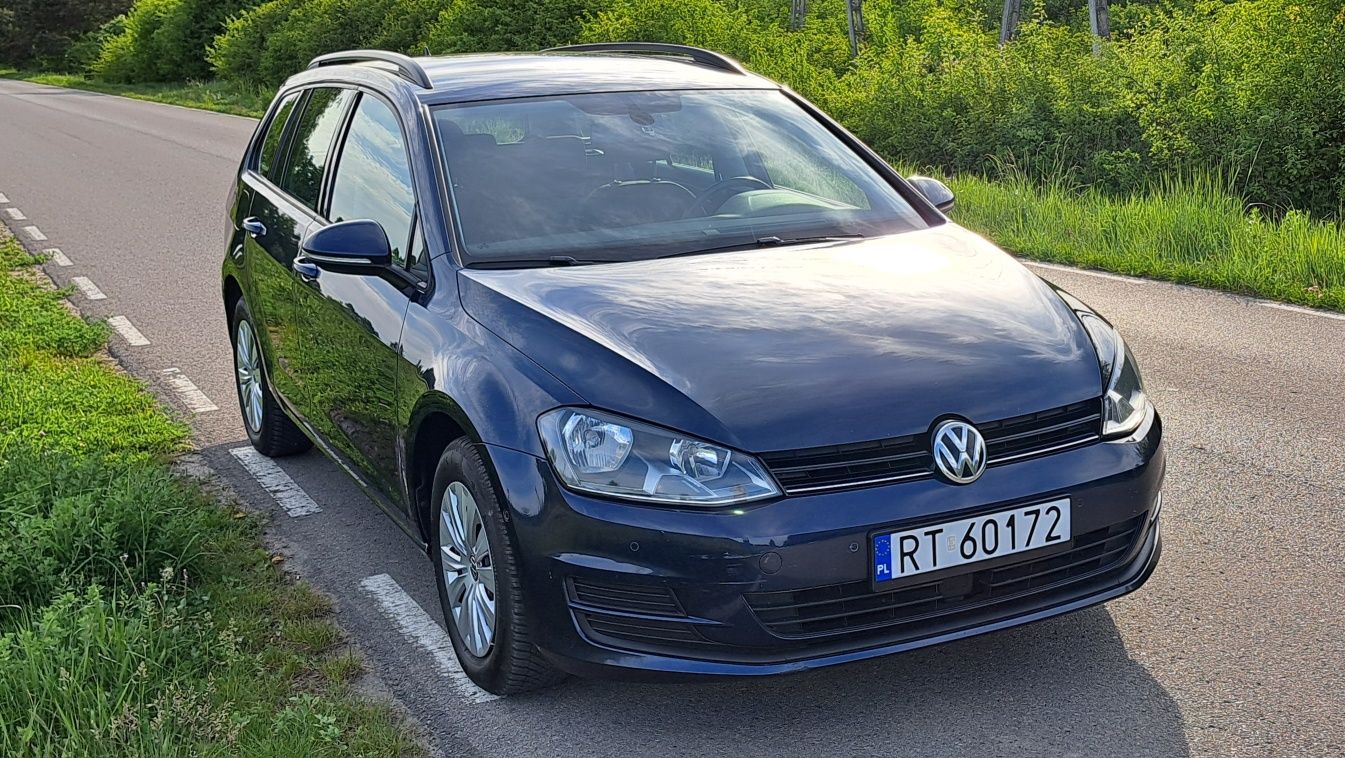 Volkswagen Golf 7, 1,6tdi radar, sam parkuje