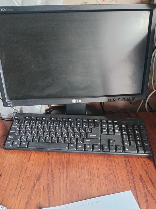 Продам ПК стан нормальний.