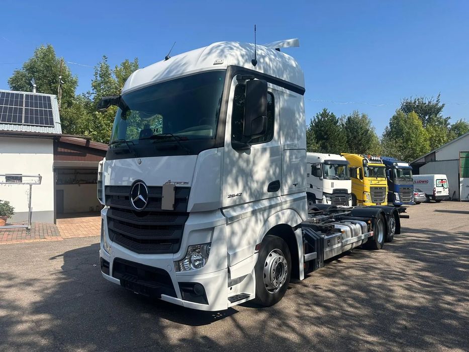 Mercedes-Benz Actros 2642  BDF Jumbo rozstaw osi 4,9 Bez retardera Niski Przebieg Full Serwis