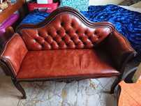 Conjunto de sofás 2 peças 1maior 1menor antigos