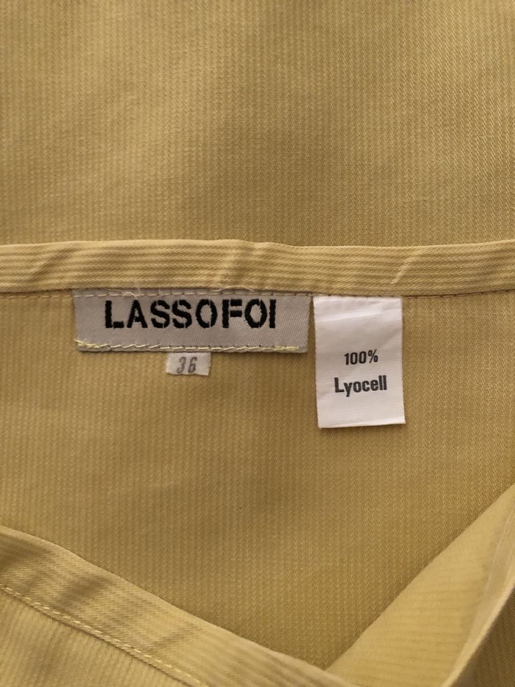 Mini saia traçada, da Lassofoi.