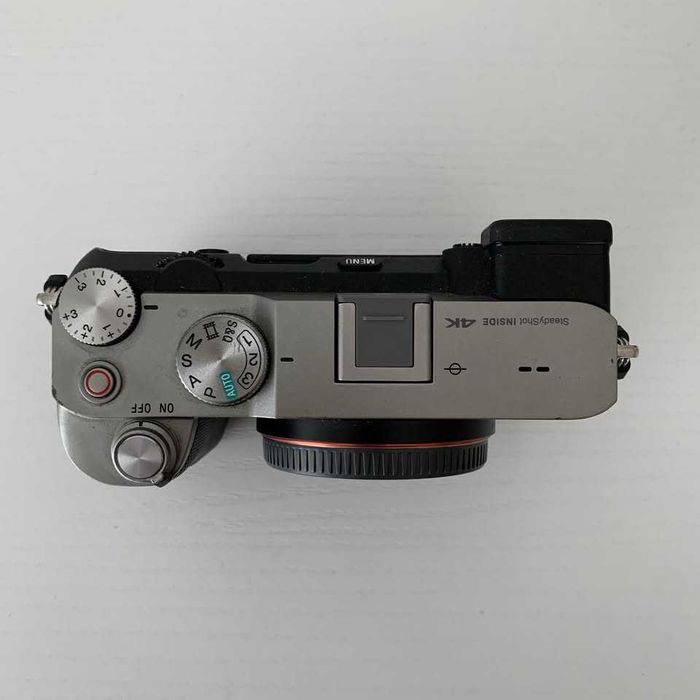 Câmara Sony a7c com apenas 1300 disparos