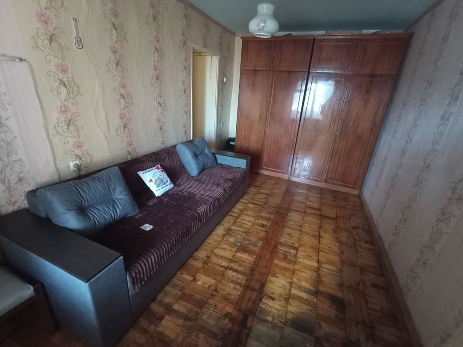 2к. квартира в центрі міста. Р-н Глінки.