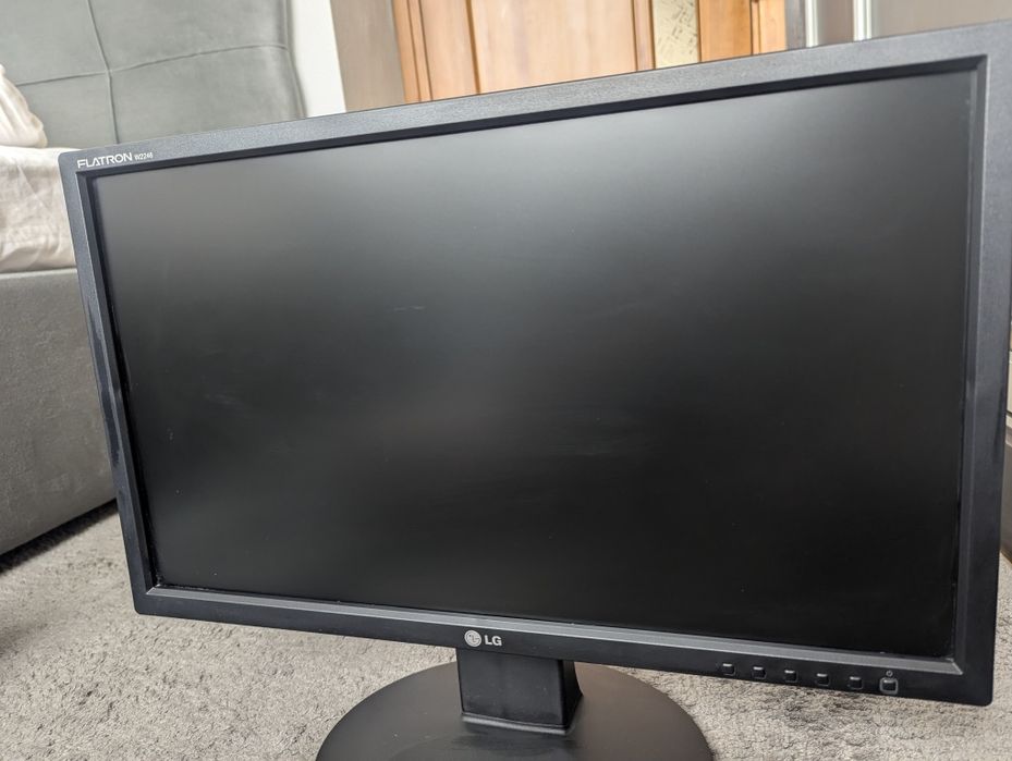Монітор LG W2246T FullHD