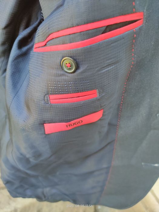 Пиджак Hugo boss суперский