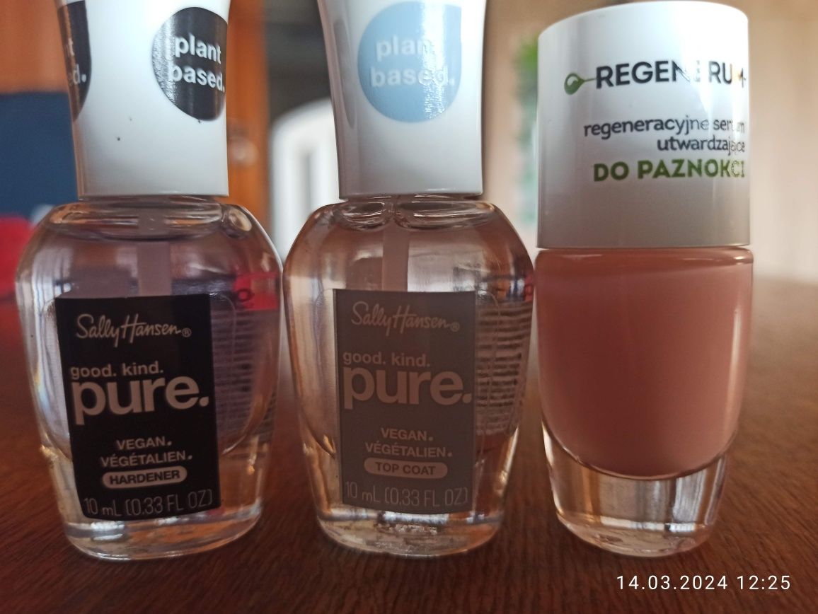 Sally Hansen utwardzacz/ baza. Regenerum odżywka