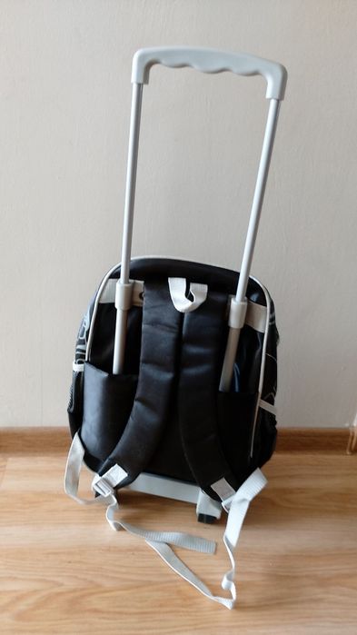 Plecak na kółkach Cars, nowy