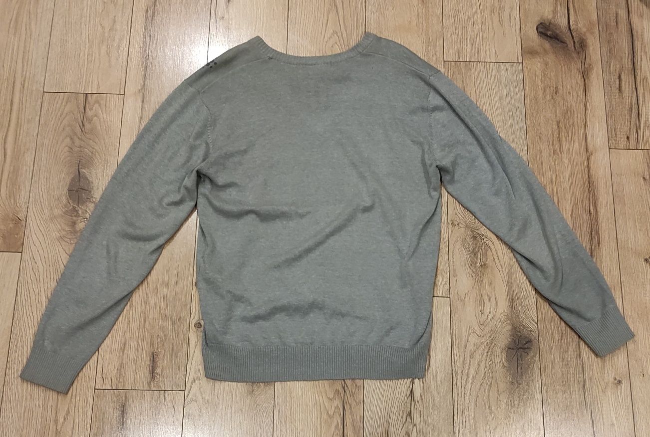 Sweter w serek męski szary M