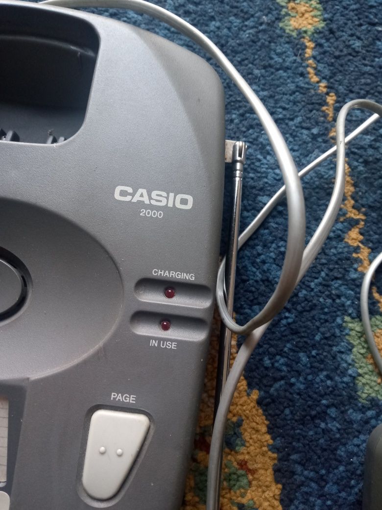 Stary telefon stacjonarny Casio retro