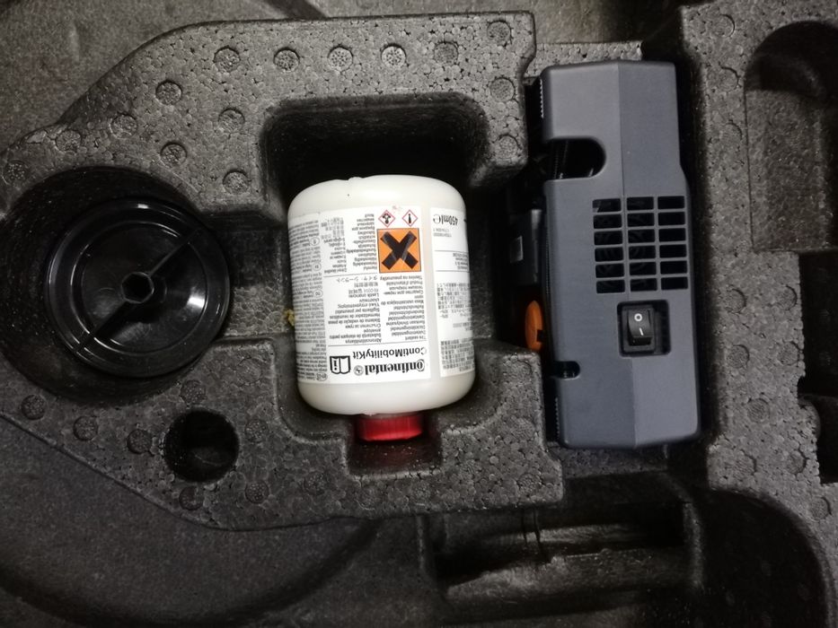 Wkład bagażnika wypełnienie Kompresor Pianka Ford Focus mk3 III kombi