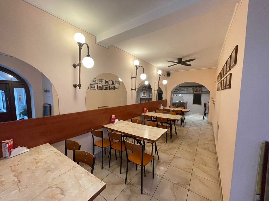 Sprzedam lokal + działający biznes - Pizzeria Pod Arkadami