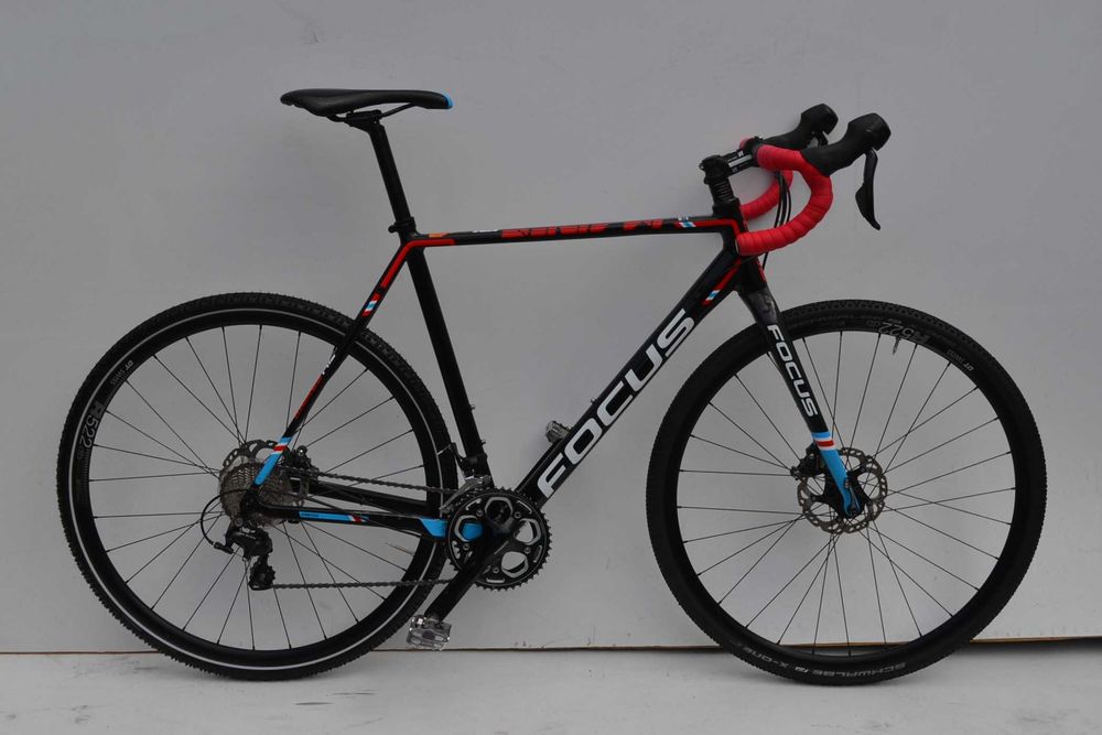 Piękny gravel focus mares al 2x11shimano 105 2xtarcz rama L super stan